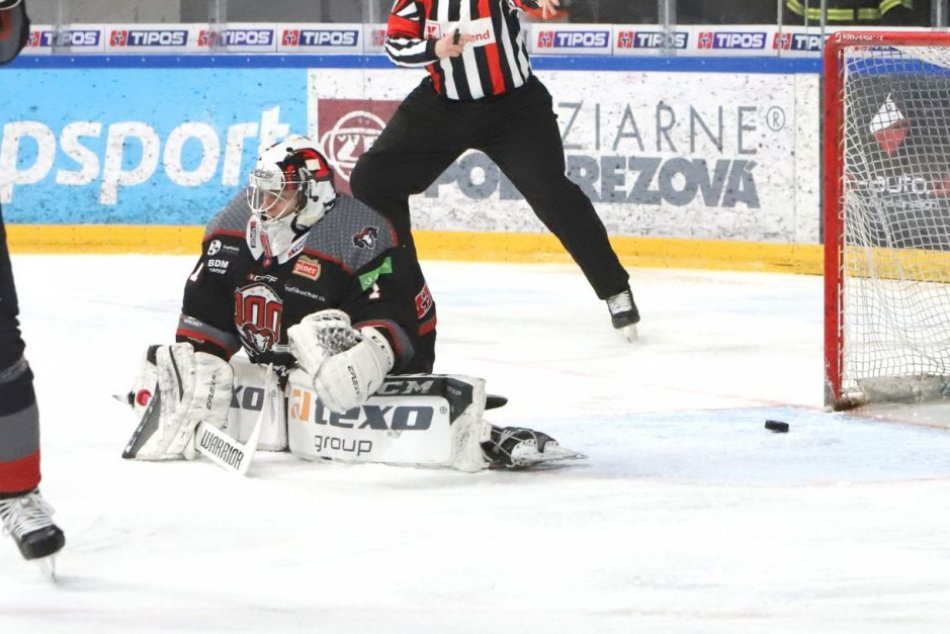 Ilustračný obrázok k článku Hokejová DRÁMA pod Urpínom: Je KONIEC, Barani zostávajú pred bránami semifinále, FOTO