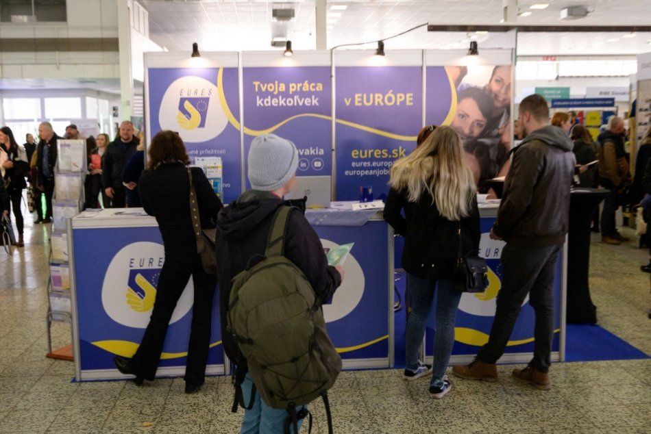 Ilustračný obrázok k článku Kariéra EXPO na Agrokomplexe: Zamestnávatelia v Nitre ponúkali stovky pracovných miest