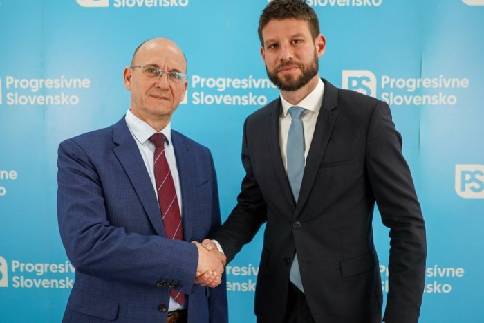 Ilustračný obrázok k článku SPOMÍNATE si? V prípade sa zmenilo to, že sa nezmenilo nič! Autor výroku MIERI do politiky