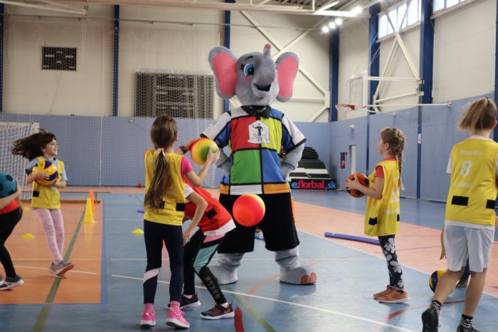 Ilustračný obrázok k článku Rodičia, doprajte svojim deťom pohyb! Tréneri v Nitre pozývajú na ukážkovú hodinu