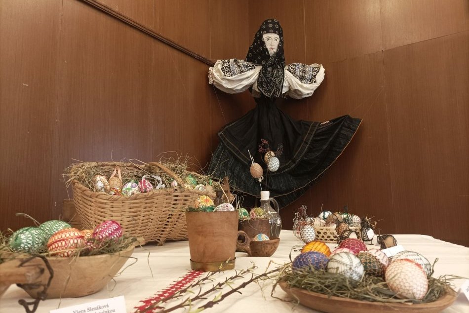 Ilustračný obrázok k článku Stovky KRASLÍC na jednom mieste: Obdivovať môžete aj NETRADIČNÉ umelecké diela, FOTO