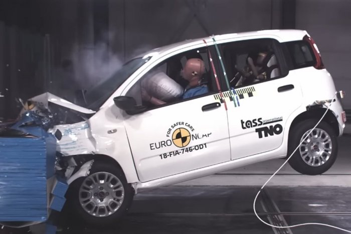 Ilustračný obrázok k článku Rebríček 10 NAJHORŠIE hodnotených áut: Tieto v testoch bezpečnosti totálne PREPADLI!