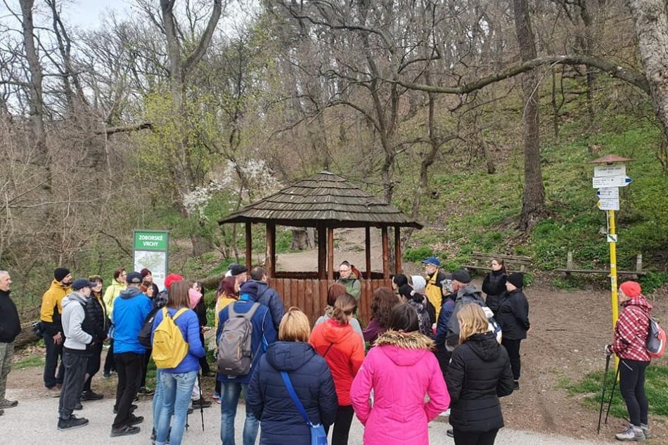 Ilustračný obrázok k článku Turistov čaká ďalšia jarná PREHLIADKA: Sprievodca odhalí tajomstvá pravekej hory