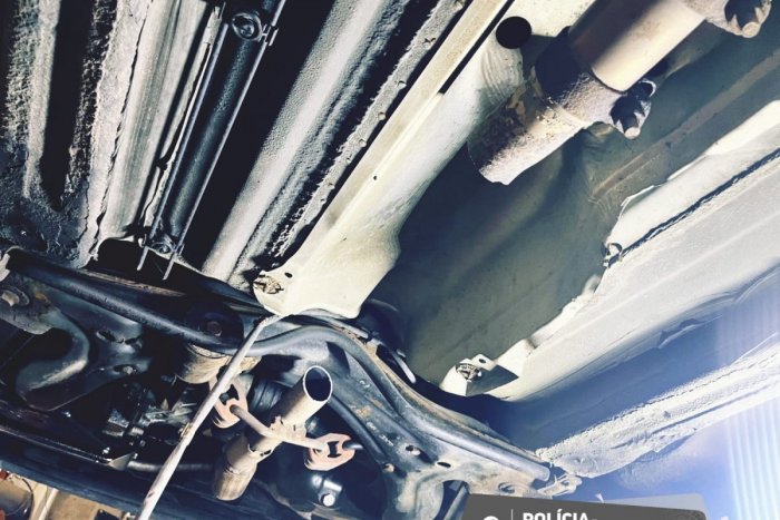 Ilustračný obrázok k článku Nájazd ZLODEJOV na Podpoľanie: Dávajte si POZOR, z áut miznú katalyzátory
