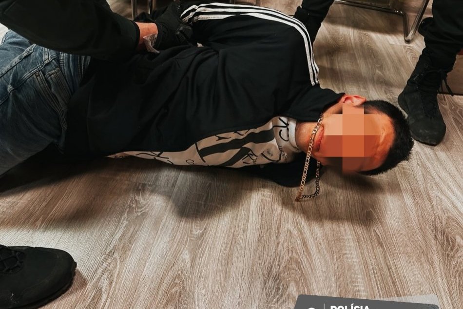 Ilustračný obrázok k článku Bystricou otriasol ďalší krvavý ÚTOK nožom: Dôvod je vskutku BIZARNÝ, FOTO