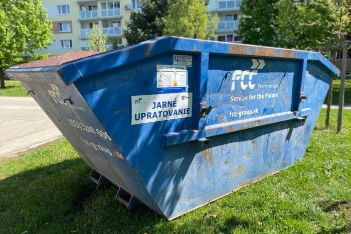 Ilustračný obrázok k článku V Trnave štartujú jarné vypratávačky: KEDY a KDE nájdete kontajner?