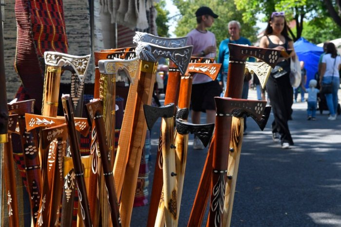 Ilustračný obrázok k článku SVET O SLOVENSKU: V Singapure radia: Bez týchto SUVENÍROV zo Slovenska neodchádzajte!