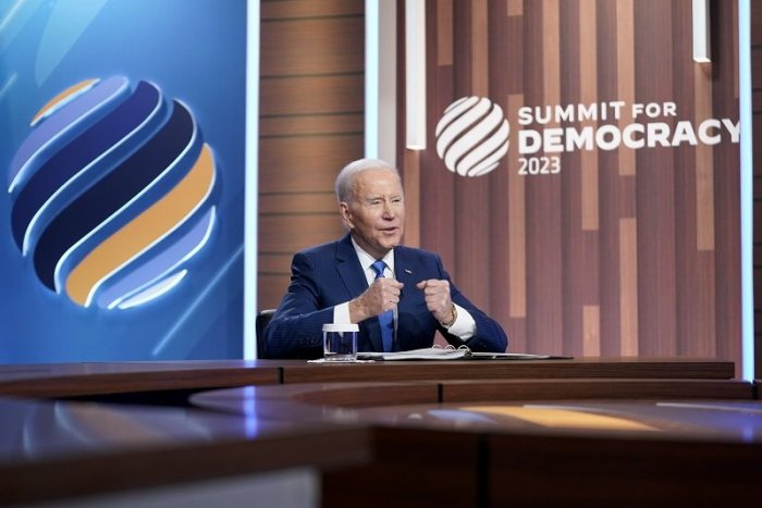 Ilustračný obrázok k článku Unikli ďalšie utajované dokumenty: Sú za plánovanou ukrajinskou protiofenzívou USA a NATO?