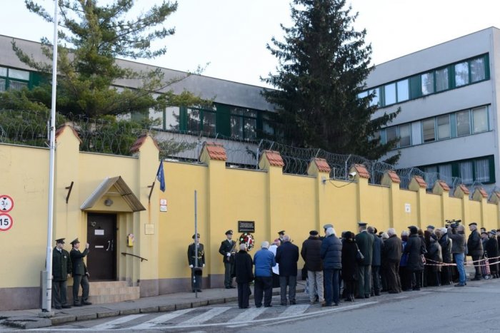 Ilustračný obrázok k článku Odsúdení vo väznici v Nitre sa budú vzdelávať: Vznikne tam pracovisko strednej školy