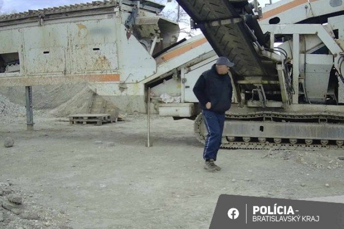 Ilustračný obrázok k článku NEPOZNÁTE náhodou tohto muža? Natankoval si 250 litrov nafty, ale nezaplatil!