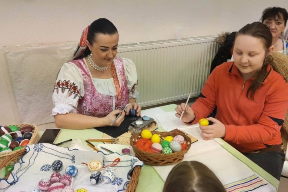 Ilustračný obrázok k článku V Dražovciach bolo čo obdivovať: Veľkonočná výstava pripomenula tradície, FOTO