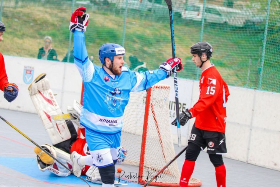 Ilustračný obrázok k článku Nitrianski hokejbalisti postúpili do semifinále: V poslednom zápase SFÚKLI Košice