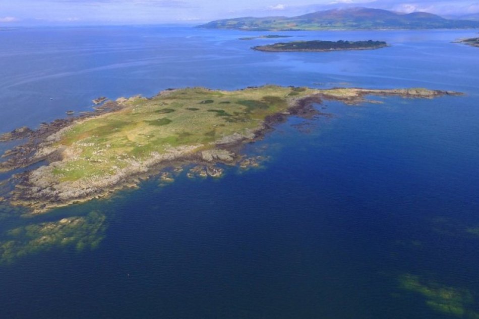 Ilustračný obrázok k článku NEKÚPITE ostrov? Jeden v Škótsku je na predaj! STOJÍ toľko, ako byt v Bratislave! FOTO