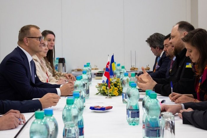 Ilustračný obrázok k článku Kollár: Keď príde k obnove Ukrajiny, Slovensko chce byť pri tom