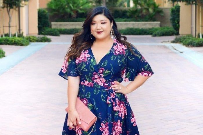 Ilustračný obrázok k článku Chcete ZAKRYŤ svoje bruško? Zabudnite na maxi tričká, TOP kúsky vám vyčarujú postavičku