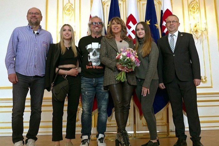 Ilustračný obrázok k článku Epizóda Geissenovci na Slovensku je samý ŠKANDÁL: Fuj, cítim LAJNÁ, kričala jedna z dcér