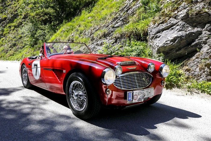 Ilustračný obrázok k článku Cesty v okolí Nitry zaplnia VETERÁNY: Kadiaľ povedie TRASA zrazu historických vozidiel?