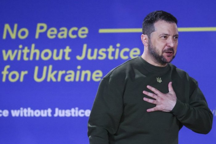 Ilustračný obrázok k článku Zelenskyj cíti po schválení americkej pomoci šancu na VÍŤAZSTVO