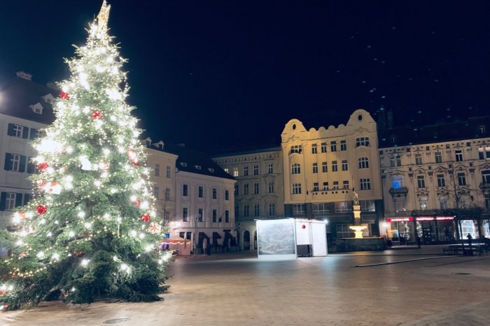 Ilustračný obrázok k článku Máte ZÁUJEM o stánok na vianočných trhoch? POPONÁHĽAJTE sa, máte na to už len pár dní