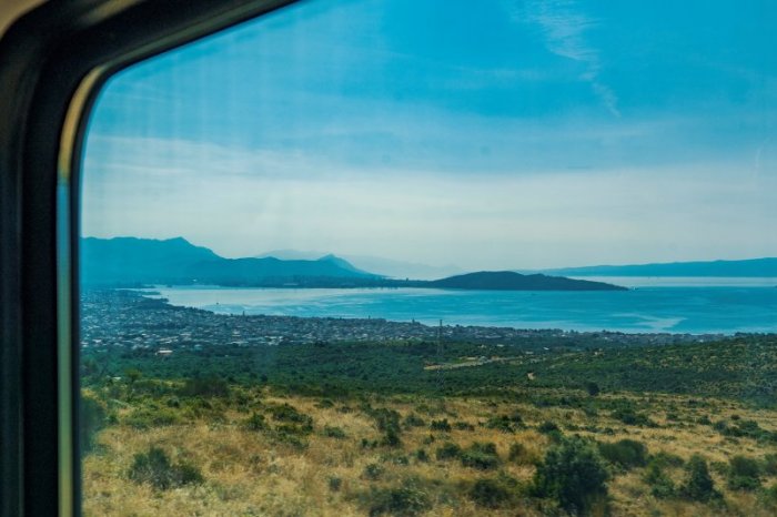 Ilustračný obrázok k článku Prevádzku autovlaku do Popradu a Košíc na POLROKA prerušia: Kedy vyložia posledné autá?