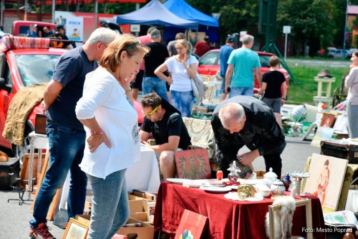 Ilustračný obrázok k článku Blíži sa prvá BLŠÁKOVICA roka: LACNO nakúpite knihy, oblečenie aj starožitnosti