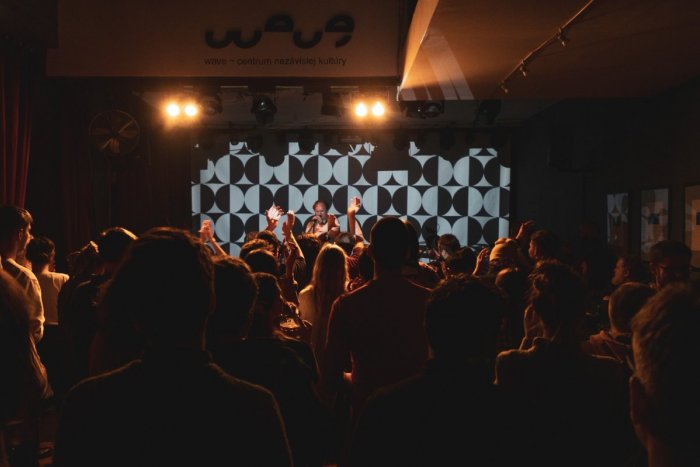 Ilustračný obrázok k článku Aký osud ho čaká? Obľúbený kultúrny klub v Prešove KONČÍ, ako ho poznáme!