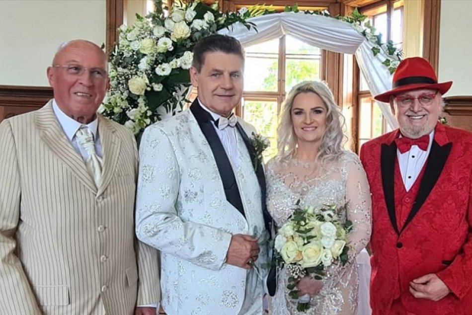 Ilustračný obrázok k článku Svadba číslo 5! Spevák Otto Weiter sa znova oženil a TAKTO to vyzeralo! FOTO