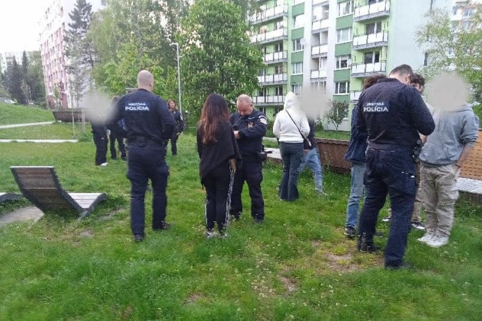 Ilustračný obrázok k článku ŠOKUJÚCE výsledky kontroly mestskej polície: Polovica z DETÍ bola OPITÁ, FOTO