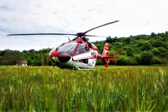 Ilustračný obrázok k článku Mužovi sa stal osudným PÁD z rebríka: Zasahovať museli leteckí záchranári