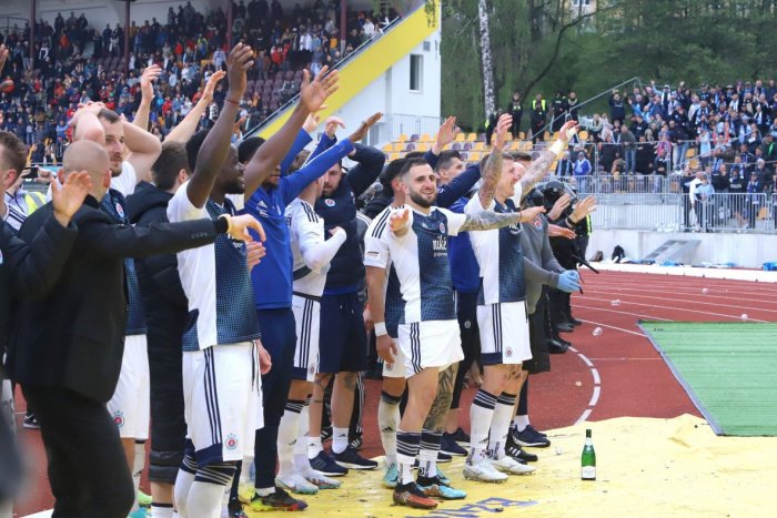 Ilustračný obrázok k článku Majstrom ligy sa stal SLOVAN! Z kabíny znie, že titul je v správnych rukách, FOTO