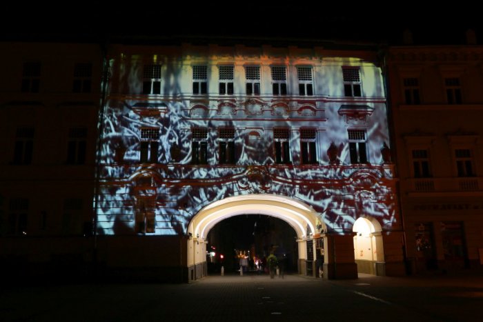 Ilustračný obrázok k článku Centrum Bystrice zažiari NEZVYČAJNÝM spôsobom: Chystá sa ohromná SVETELNÁ šou