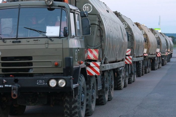 Ilustračný obrázok k článku Veľké PRESUNY naprieč Slovenskom: Môžete stretnúť konvoj zo zahraničia aj s vojakmi