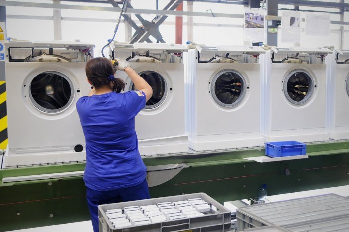 Ilustračný obrázok k článku MIMORIADNA správa: Veľký investor ODÍDE z východu! Čo bude s vyše tisíckou zamestnancov?