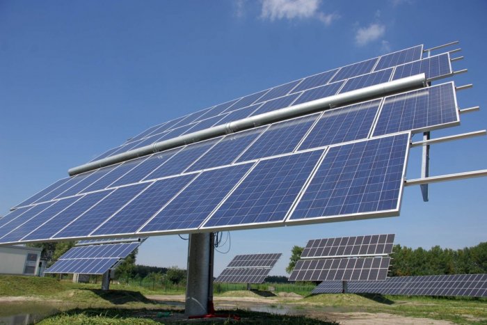 Ilustračný obrázok k článku Fotovoltická elektráreň v areáli bývalej skládky odpadov? V Spišskej Belej idú do toho