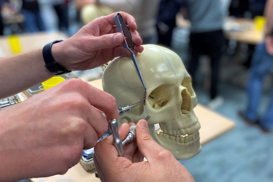 Ilustračný obrázok k článku KURZ, aký na Slovensku nemá páru: V bystrickej nemocnici trénovali Briti aj Kuvajťania, FOTO