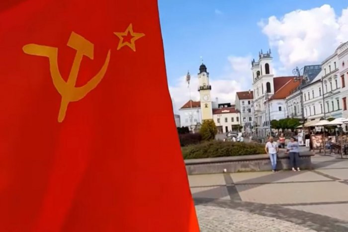 Ilustračný obrázok k článku Pocta osloboditeľom v čase ruskej AGRESIE? Námestím znela hymna Sovietskeho zväzu, VIDEO