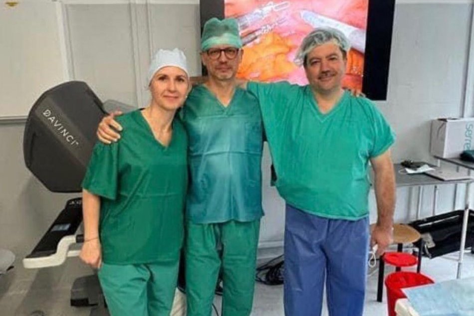 Ilustračný obrázok k článku Skvelá VIZITKA špičkového bystrického lekára: Svoje skúsenosti predával až vo Varšave