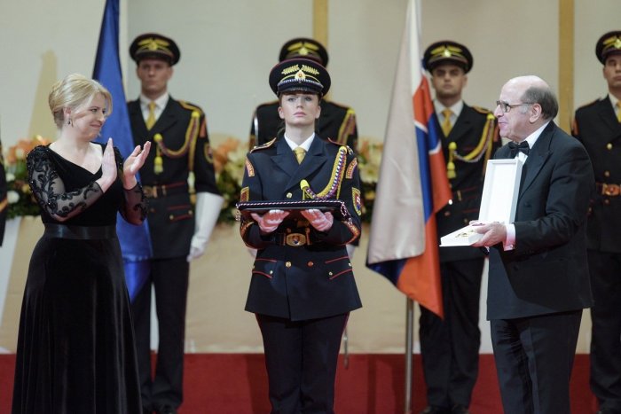 Ilustračný obrázok k článku Slovensko zasiahla ďalšia smutná správa: Zomrel významný huslista a dirigent