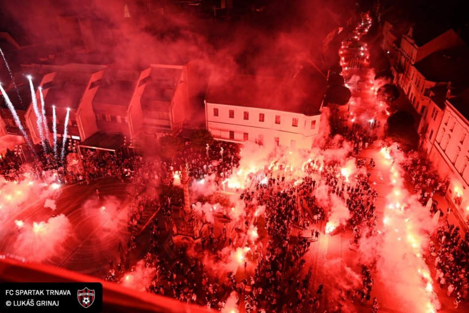 Ilustračný obrázok k článku ZÁBERY, ktoré vyrážajú dych: Oslavy storočnice Spartaka boli VEĽKOLEPÉ