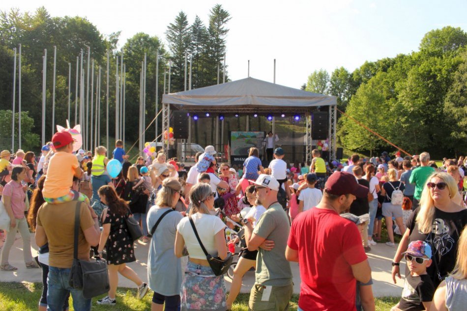 Ilustračný obrázok k článku Veľký PREHĽAD pre Bystričanov: KDE všade oslávite s deťmi MDD?