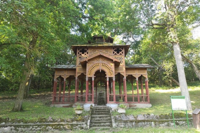 Ilustračný obrázok k článku Unikátnu pamiatku v Santovke chcú obnoviť: Konať by sa tam mohli SOBÁŠE