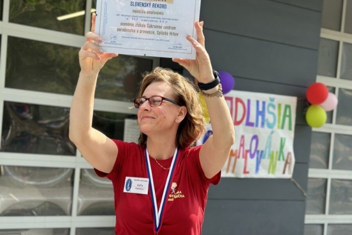 Ilustračný obrázok k článku Deti z Levoče vytvorili nový slovenský rekord: Podieľali sa na NAJDLHŠEJ omaľovánke