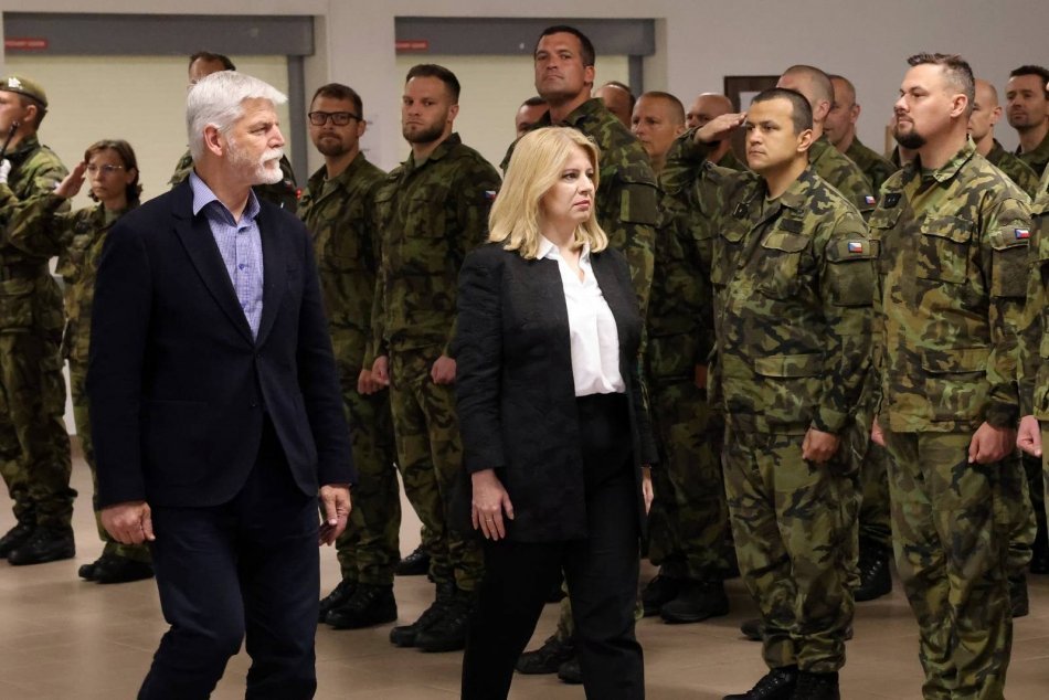 Ilustračný obrázok k článku Ficovi nakopte r*ť a Pavlovi zakážte PRÍŠERNÚ tašku! REAKCIA Čaputovej valcuje internet