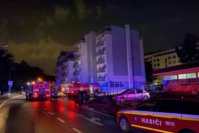 Ilustračný obrázok k článku Ranná PANIKA a evakuácia bytovky v Ružinove: Obyvatelia sa báli výbuchu plynu!