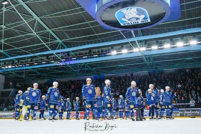 Ilustračný obrázok k článku Zabezpečte si miesto na tribúne: HK Nitra začína s predajom permanentiek + CENNÍK