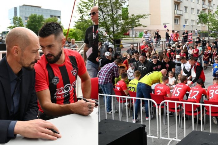 Ilustračný obrázok k článku V Trnave sa po piatich rokoch stretli MAJSTRI: O ich autogramy bol OBROVSKÝ záujem