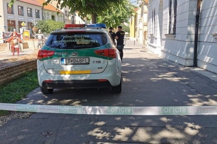 Ilustračný obrázok k článku Pyrotechnici v akcii! Anonym nahlásil BOMBU na trnavskom súde