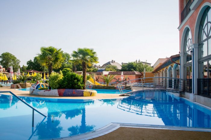 Ilustračný obrázok k článku Sezóna na Plaza Beach Resort onedlho začne, no TOTO ľudí nepoteší: Kúpalisko ZVÝŠILO ceny!