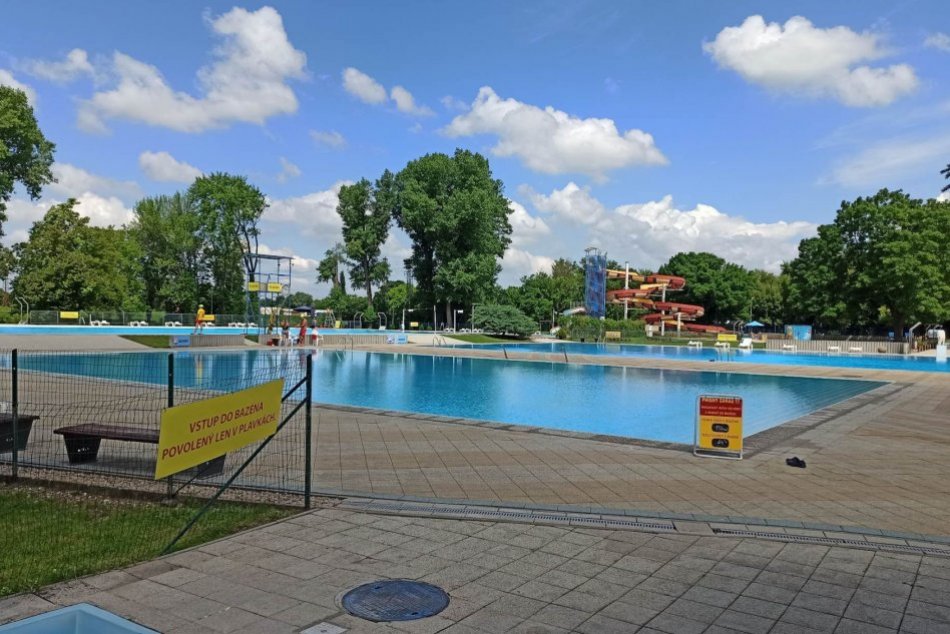 Ilustračný obrázok k článku Problém na kúpalisku: Viaceré bazény v Nitre dočasne UZAVRELI