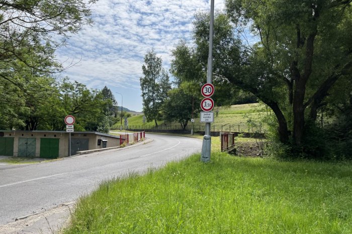 Ilustračný obrázok k článku V Bystrici UZAVRÚ most v havarijnom stave: Obnova potrvá pol roka, FOTO